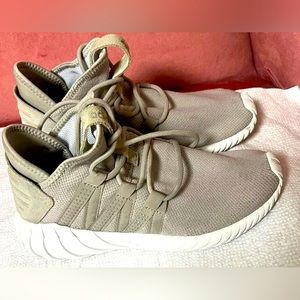 Adidas Originals Tubular Dawn W Running Shoe Gray BZ0630  gym Women - US 5 1/2